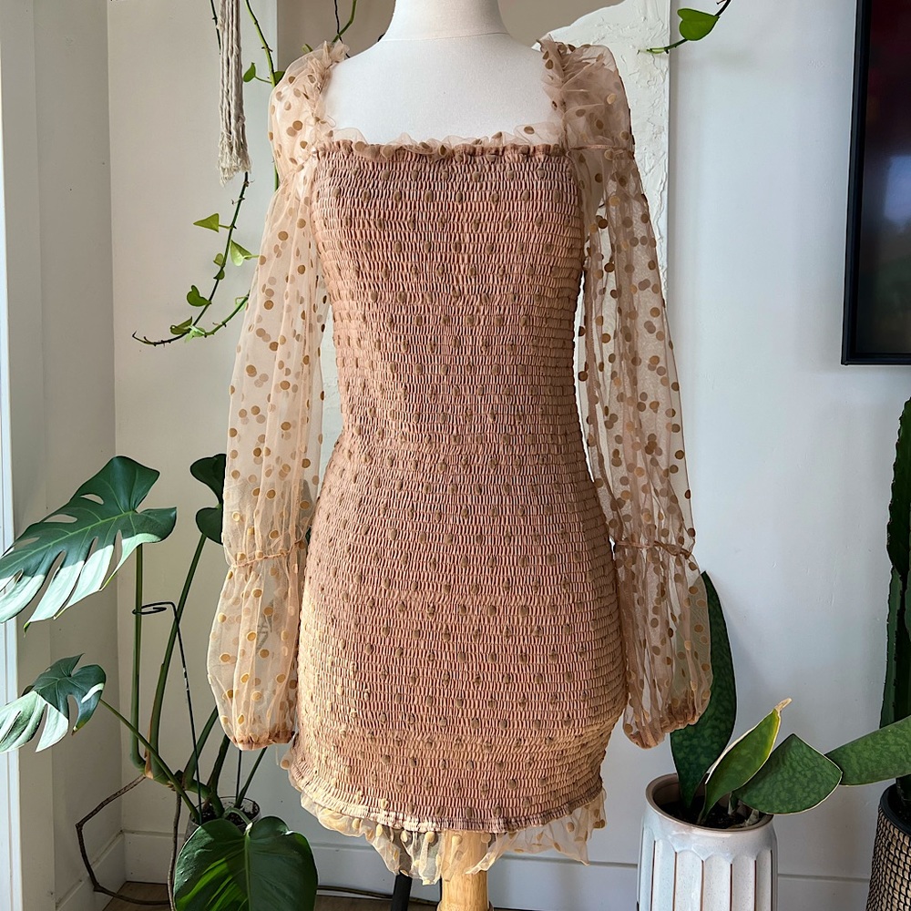 Europa Tan Long Sleeve Dress
Size: XL